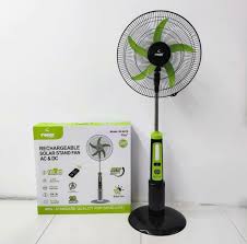 18â€ Iwin Solar Rechargeable Standing Fan